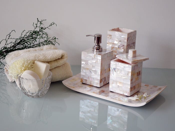Rasin Bathroom Set