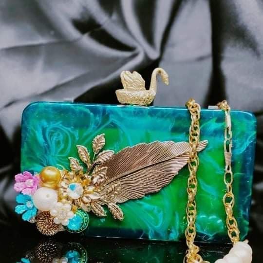 Rasin Ladies Clutch